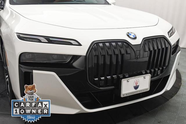 Photo of 2024 Mineral White Metallic BMW 740