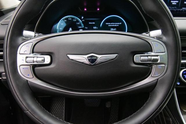 Photo of 2024 Vik Black Genesis GV80