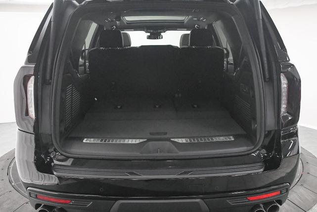Photo of 2024 Onyx Black GMC Yukon