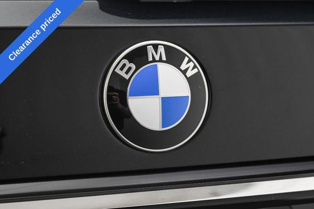 Photo of 2024 Black Sapphire Metallic BMW X7
