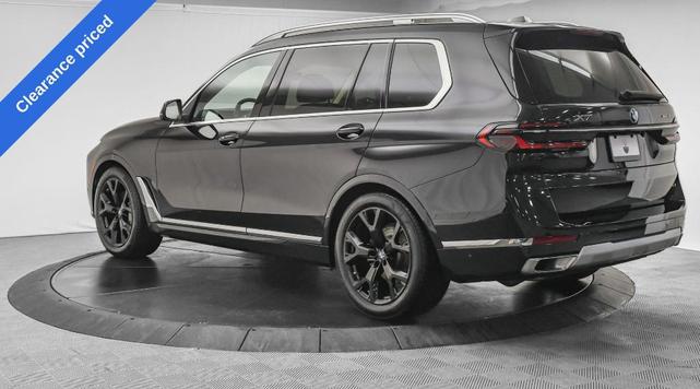 Photo of 2024 Black Sapphire Metallic BMW X7