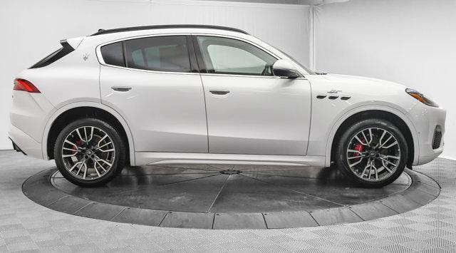 Photo of 2023 Bianco Maserati Grecale