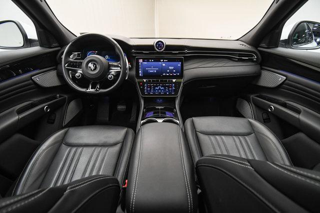 Photo of 2023 Bianco Maserati Grecale
