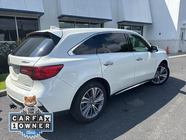 Photo of 2017 White Acura MDX