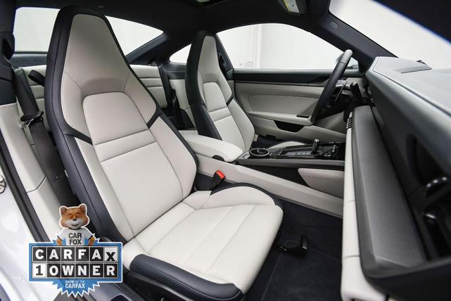 Photo of 2025 Silver Porsche 911