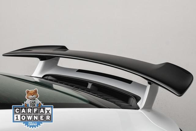 Photo of 2025 Silver Porsche 911
