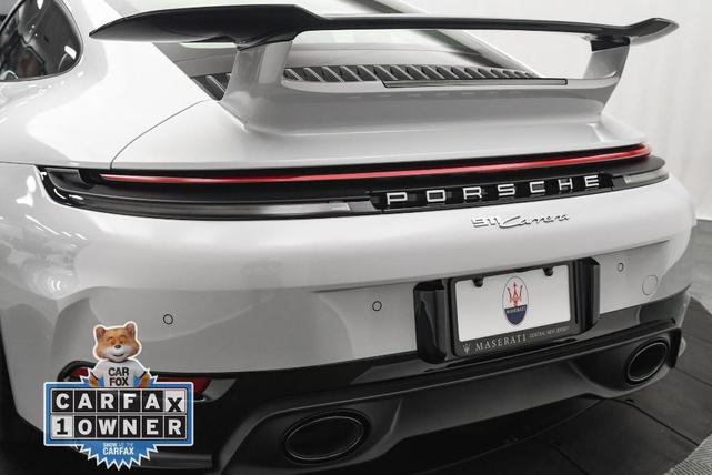 Photo of 2025 Silver Porsche 911