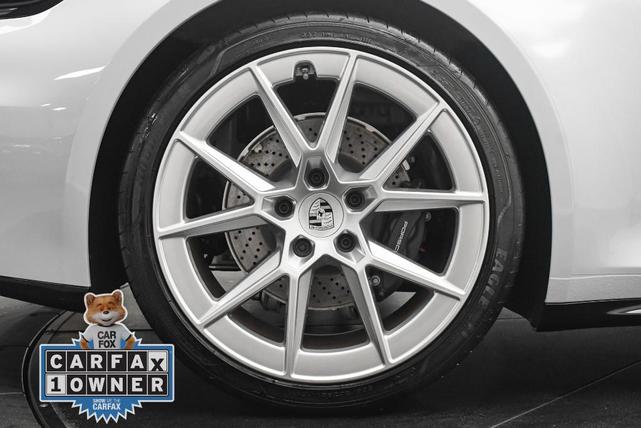 Photo of 2025 Silver Porsche 911