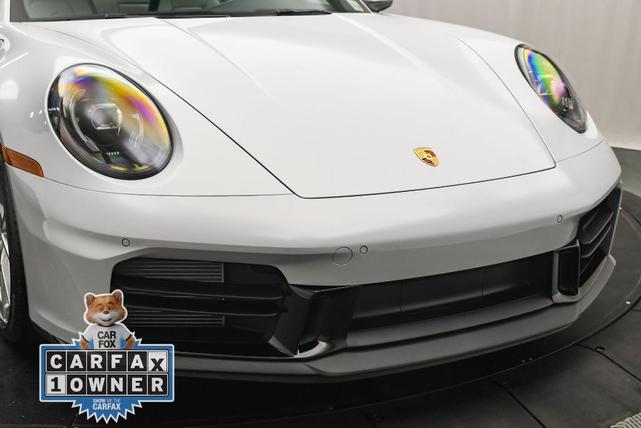 Photo of 2025 Silver Porsche 911