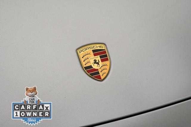 Photo of 2025 Silver Porsche 911