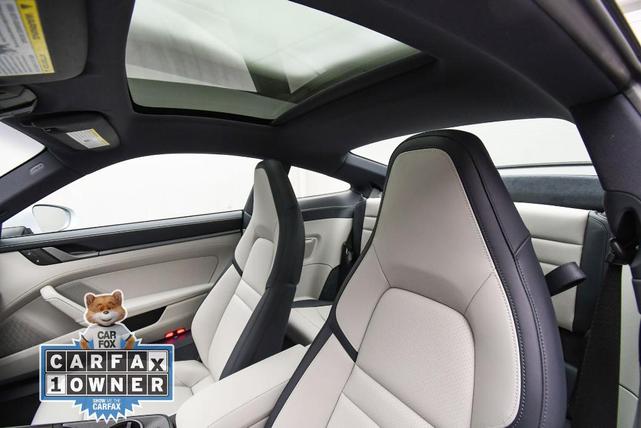 Photo of 2025 Silver Porsche 911