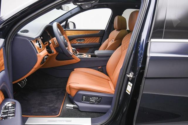 Photo of 2023 Dark Sapphire Bentley Bentayga