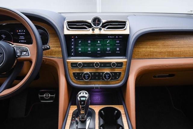 Photo of 2023 Dark Sapphire Bentley Bentayga