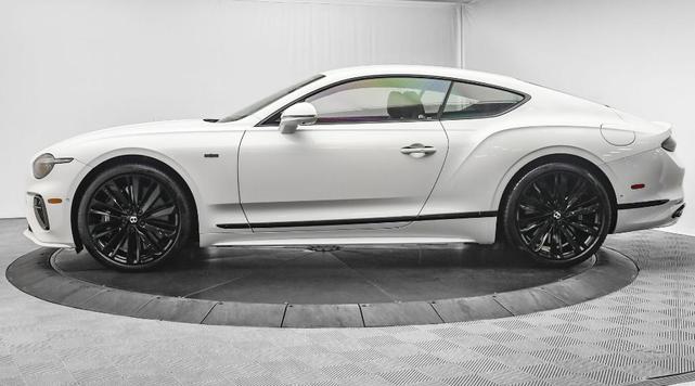 Photo of 2025 Snow Quartz Pearlescent by Mulliner Bentley Continental GT