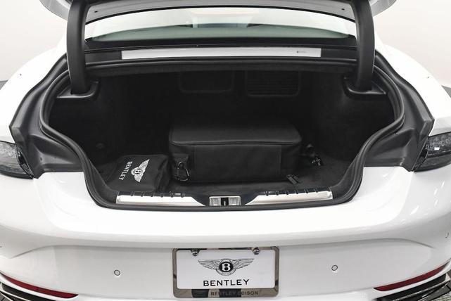 Photo of 2025 Snow Quartz Pearlescent by Mulliner Bentley Continental GT