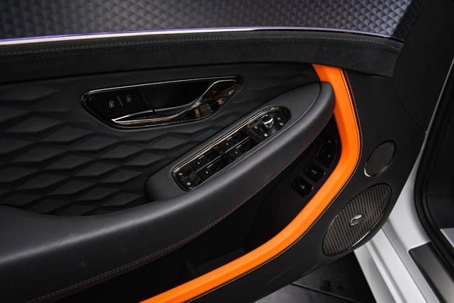 Photo of 2025 Snow Quartz Pearlescent by Mulliner Bentley Continental GT