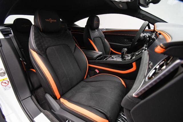Photo of 2025 Snow Quartz Pearlescent by Mulliner Bentley Continental GT