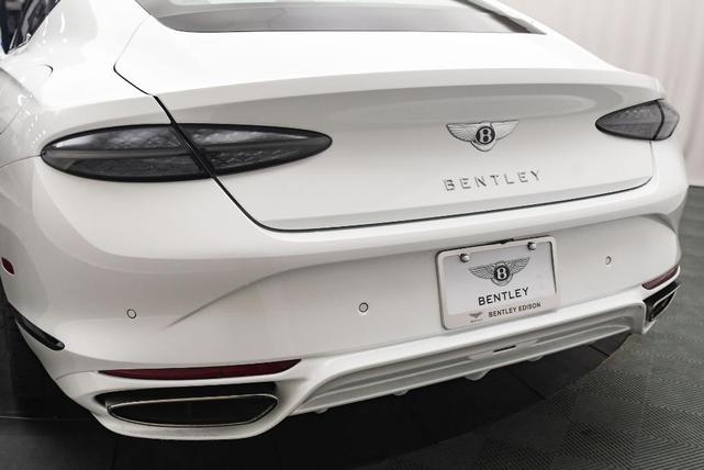 Photo of 2025 Snow Quartz Pearlescent by Mulliner Bentley Continental GT