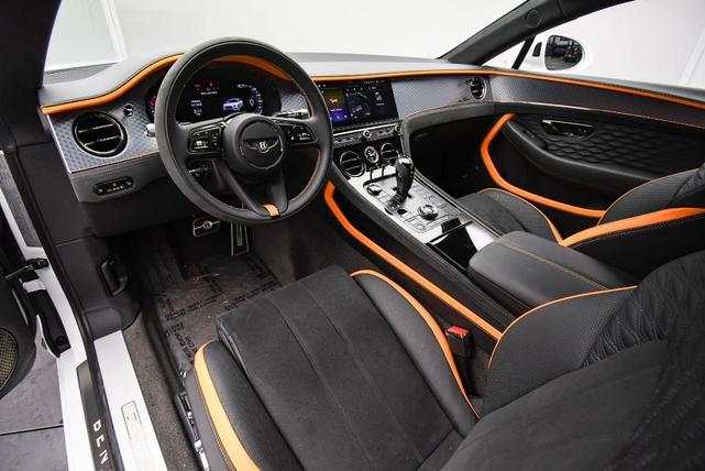 Photo of 2025 Snow Quartz Pearlescent by Mulliner Bentley Continental GT