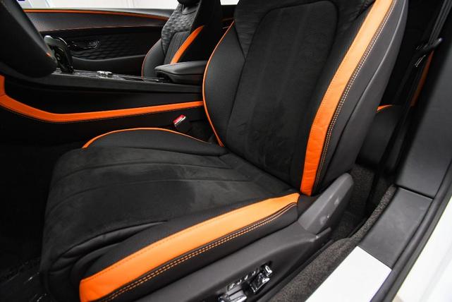 Photo of 2025 Snow Quartz Pearlescent by Mulliner Bentley Continental GT