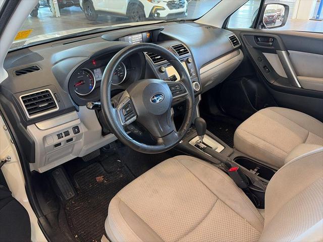 Photo of 2016 Crystal White Pearl Subaru Forester