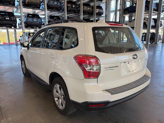 Photo of 2016 Crystal White Pearl Subaru Forester