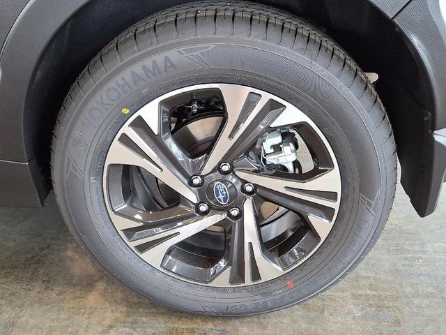 Photo of 2025 Crystal White Pearl Subaru Crosstrek