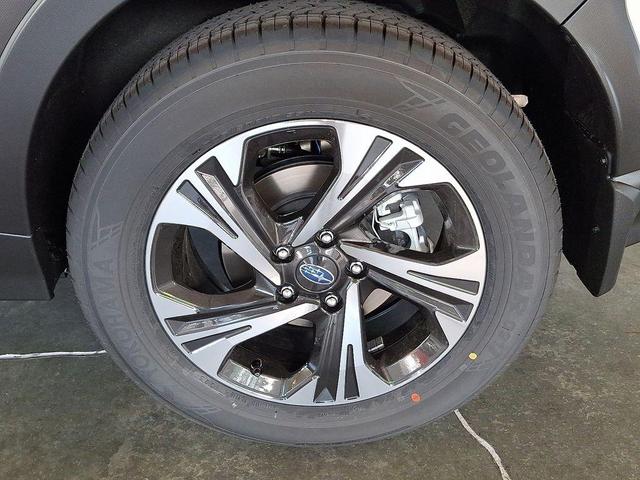 Photo of 2025 Crystal White Subaru Crosstrek
