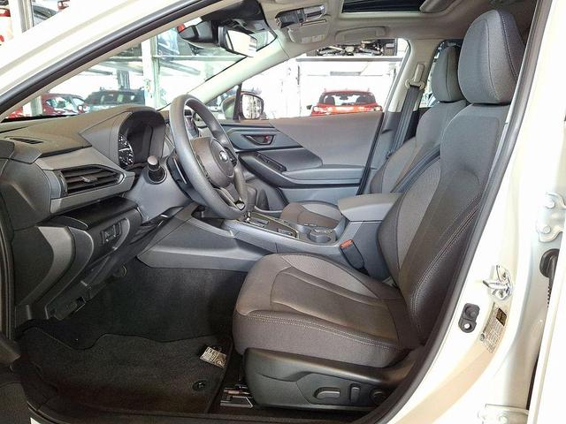 Photo of 2025 Crystal White Subaru Crosstrek