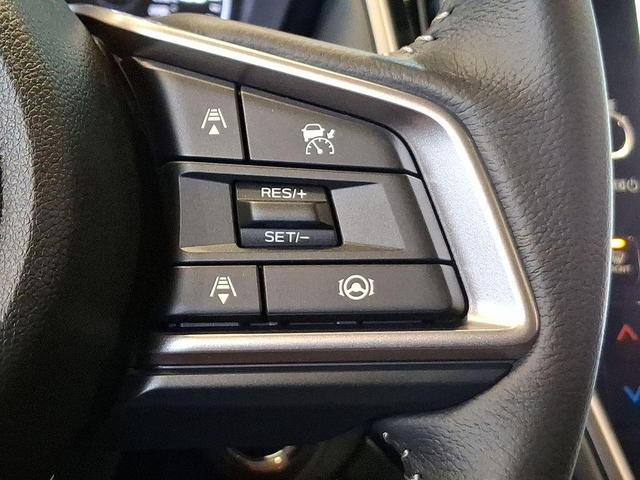 Photo of 2025 White Pearl Subaru Outback