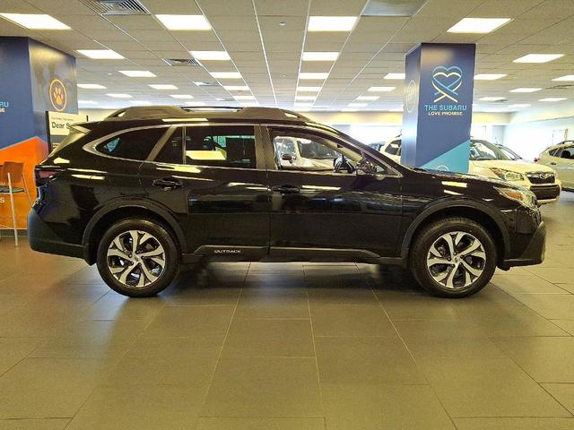 Photo of 2022 Crystal Black Silica Subaru Outback