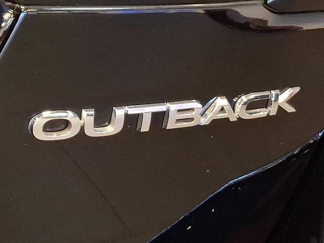 Photo of 2022 Crystal Black Silica Subaru Outback