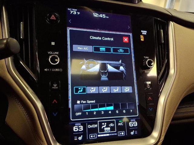 Photo of 2022 Crystal Black Silica Subaru Outback