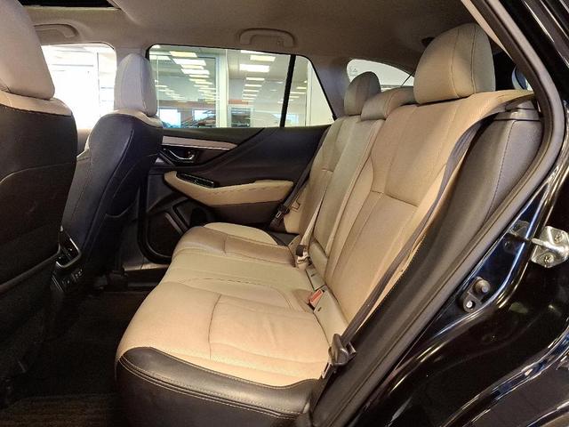 Photo of 2022 Crystal Black Silica Subaru Outback