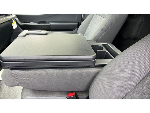 Photo of 2025 Oxford White Ford F-150