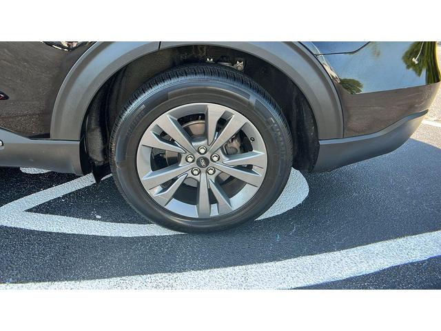Photo of 2021 Agate Black Metallic Ford Explorer