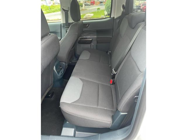 Photo of 2022 Oxford White Ford Maverick