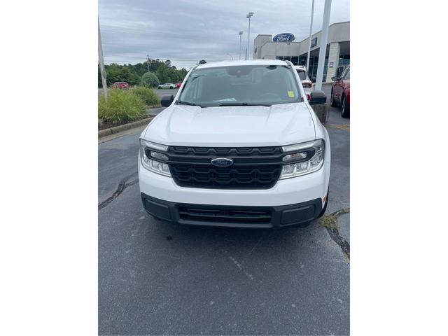 Photo of 2022 Oxford White Ford Maverick