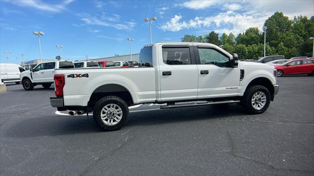 Photo of 2019 Oxford White Ford F-250