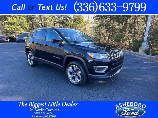 Photo of 2020 Diamond Black Crystal Pearlcoat Jeep Compass