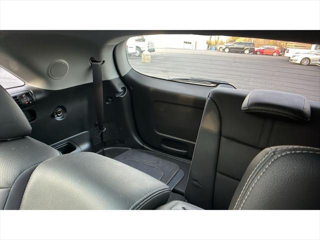 Photo of 2015 Titanium Silver Kia Sorento
