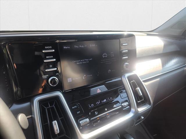 Photo of 2021 Passion Red Tintcoat Kia Sorento