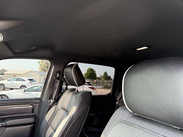 Photo of 2025 Diamond Black Crystal Pearlcoat RAM 1500