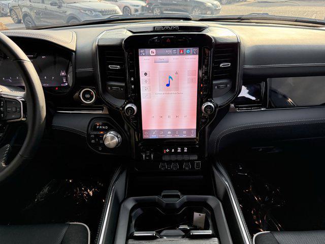 Photo of 2025 Diamond Black Crystal Pearlcoat RAM 1500
