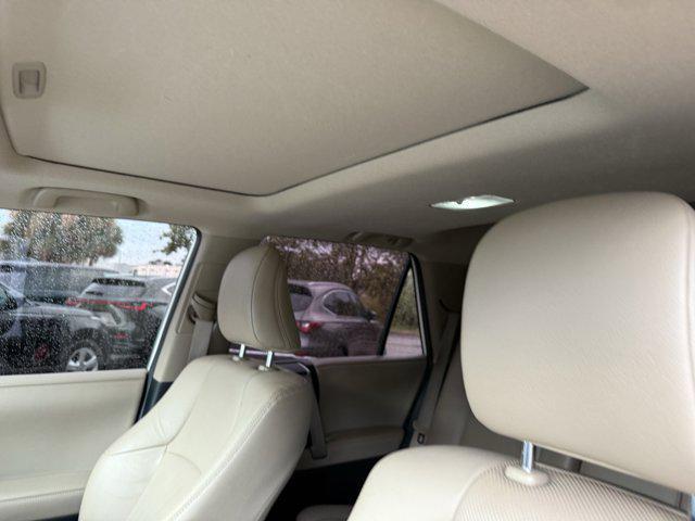 Photo of 2020 Blizzard Pearl Toyota 4Runner