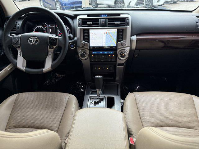 Photo of 2020 Blizzard Pearl Toyota 4Runner