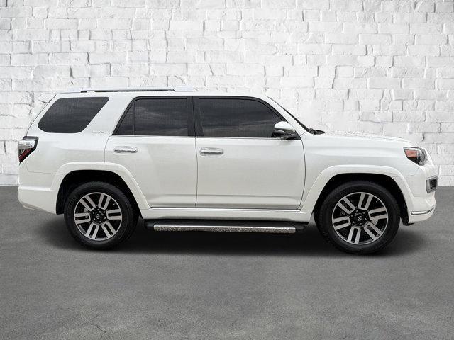 Photo of 2020 Blizzard Pearl Toyota 4Runner