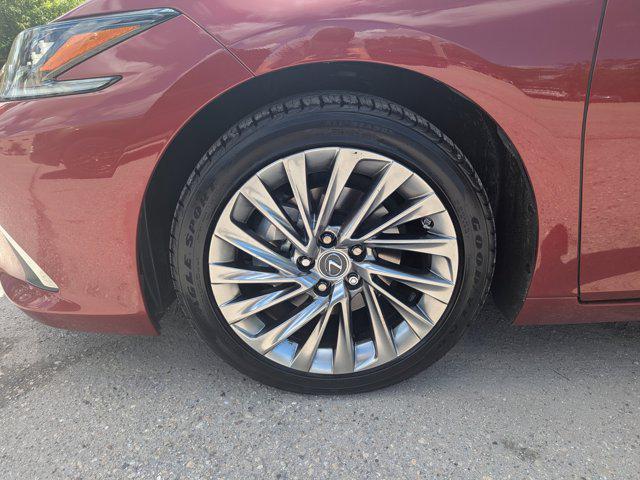Photo of 2023 Matador Red Mica Lexus ES 350