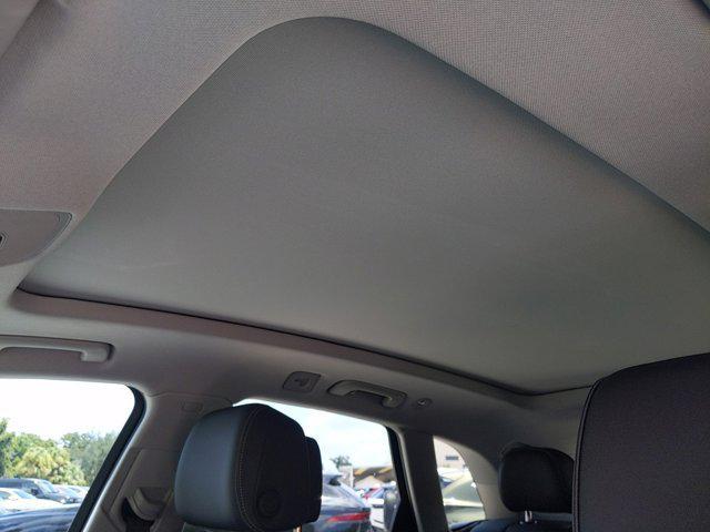 Photo of 2023 Mythos Black Metallic Audi Q5