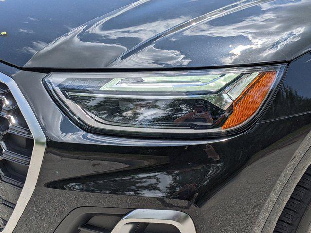 Photo of 2023 Mythos Black Metallic Audi Q5
